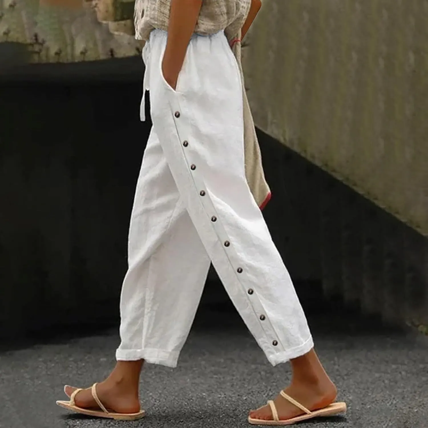 Linen Capris for Women Elastic Waisted Drawstring Capri Pants with Pockets Side Button Casual Summer Cropped Pants