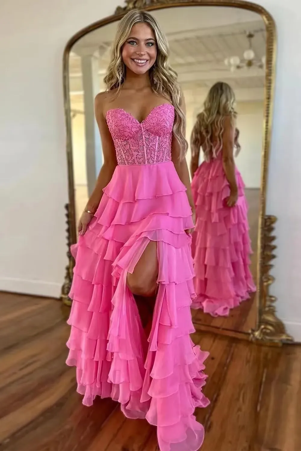 Tiered Ruffles Chiffon Prom Dresses with Slit Sweetheart Neck Lace Applique A-line Long Formal Evening Party Gowns