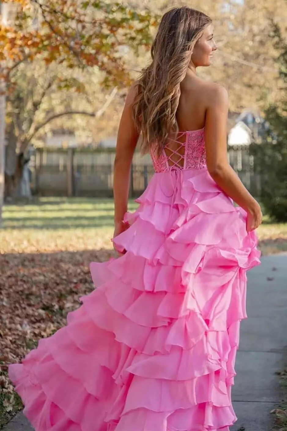 Tiered Ruffles Chiffon Prom Dresses with Slit Sweetheart Neck Lace Applique A-line Long Formal Evening Party Gowns