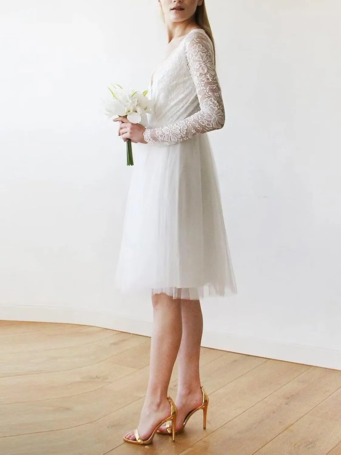 Women's Long Sleeves Lace Wedding Dresses for Bride Tea Length Tulle Satin A Line Formal Bridal Dress for Bride