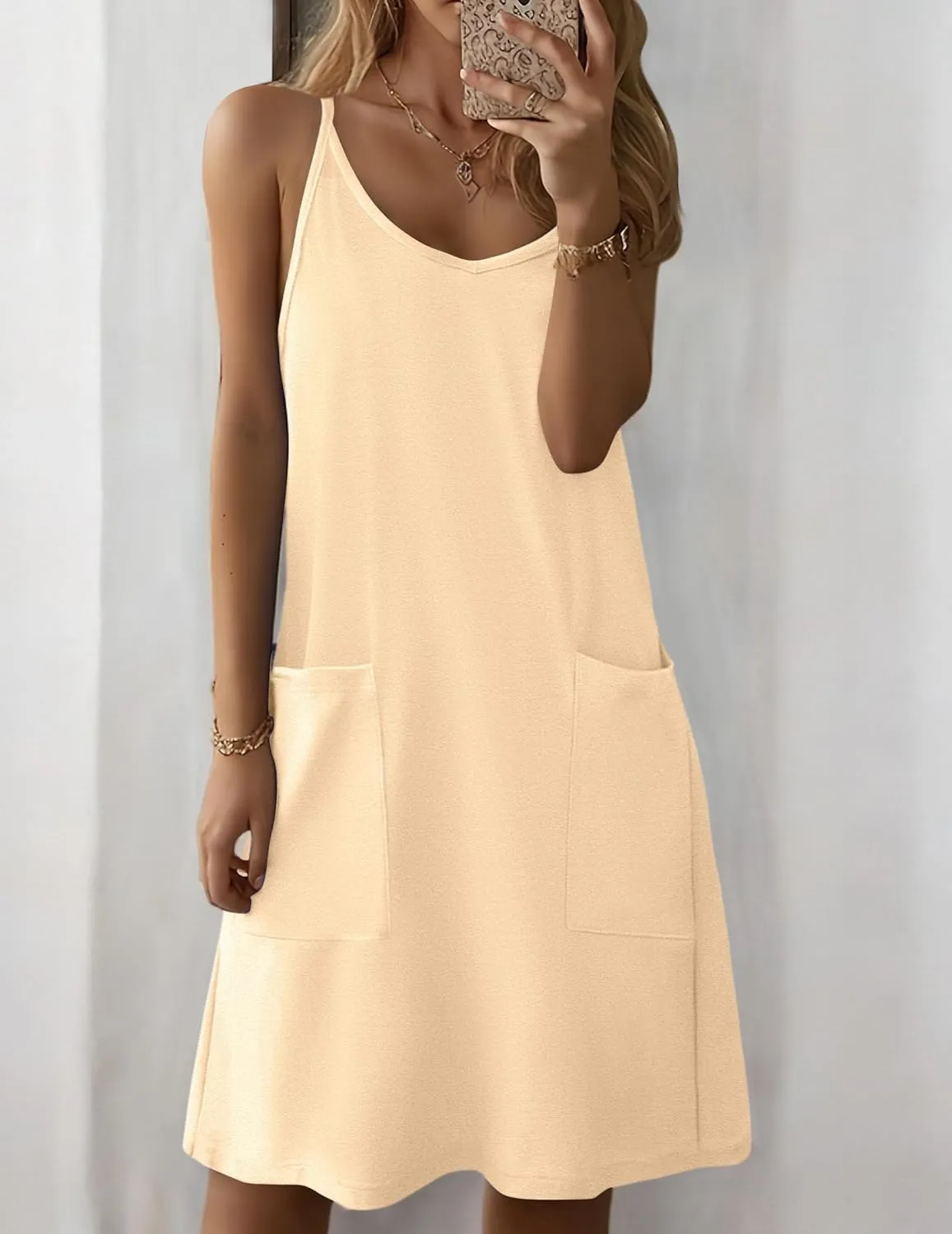 Zeagoo Women Summer Dresses Casual Beach Vacation Dress Spaghetti Strap Sundress Sleeveless Mini Short Dress with Pockets